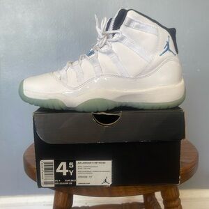 Air Jordan Retro 11 BG ‘Legend Blue’